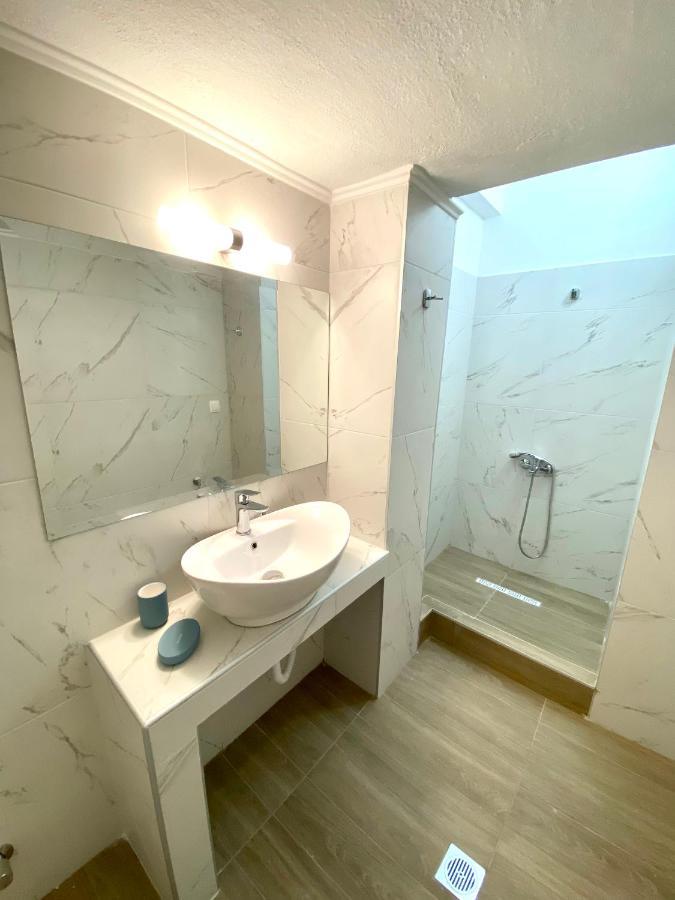 Eternal Suites Edessa Bagian luar foto